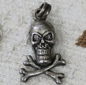Skull & Crossbones Pendant for Necklace. Silver Tone. Very Cool.